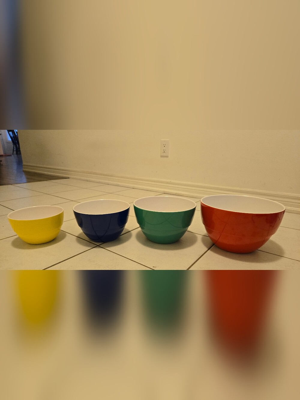 Vintage 100% Melamine Nesting Bowls